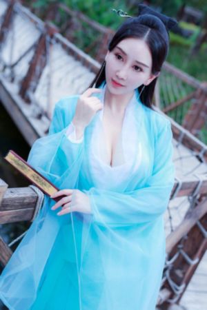 可以看美女裸体视频的软件_超清超清在线观看