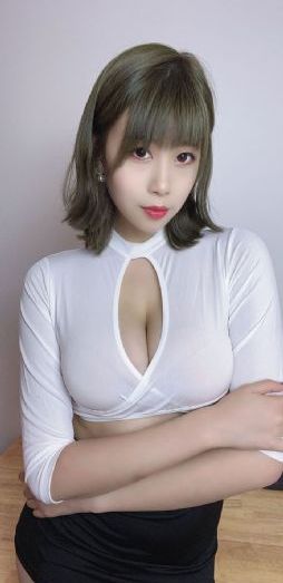 白丝美女被强迫流水视频在线观看_在线观看免费版
