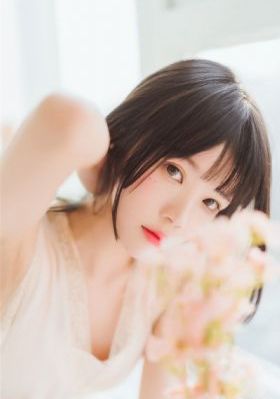 日韩激情视频在线播放_高清视频大全